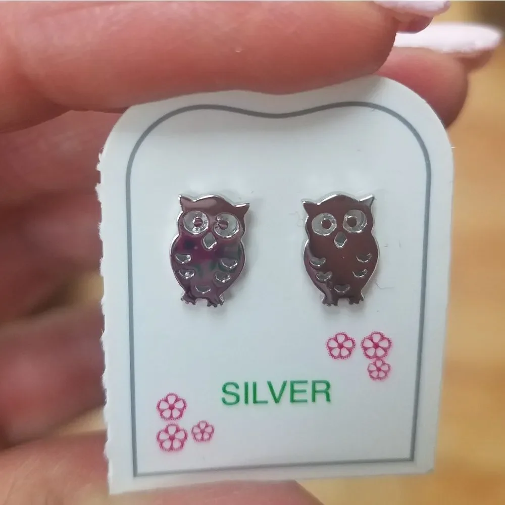 14k gold plated Owl screwback Earrings Girls!.